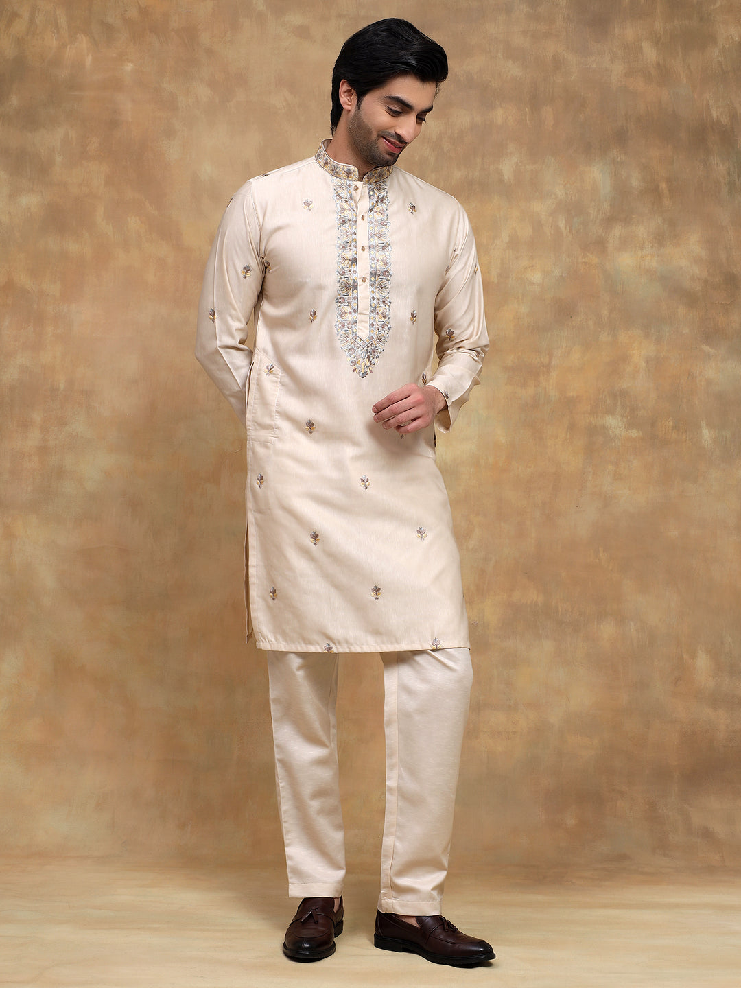 Cream Kurta Pyjama Set