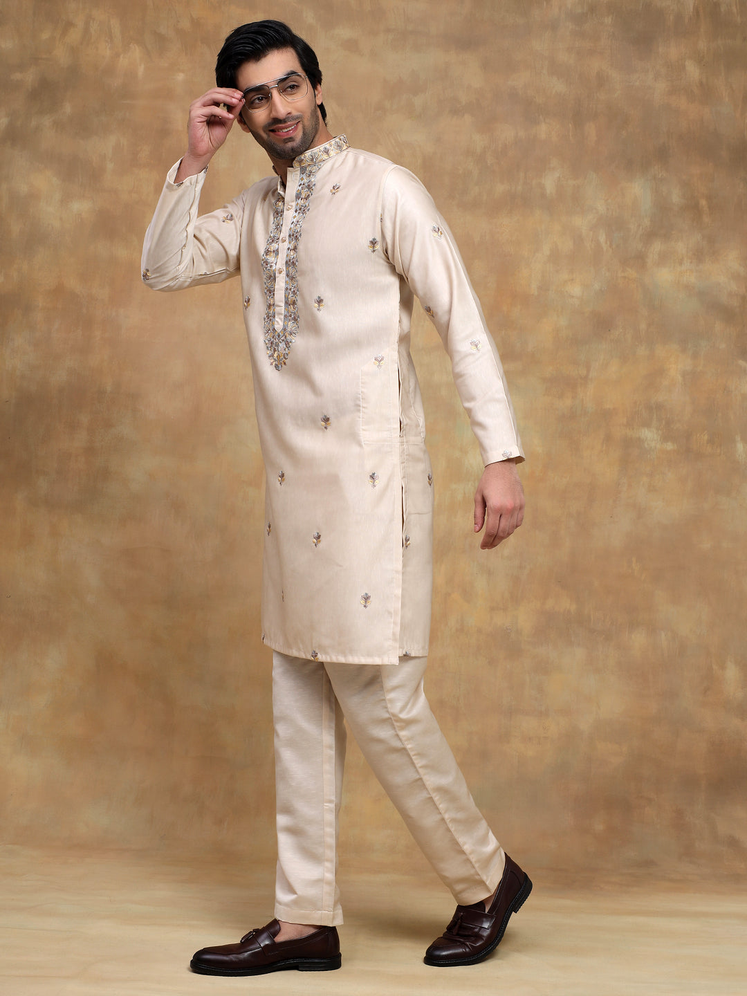 Fawn Kurta Pyjama Set
