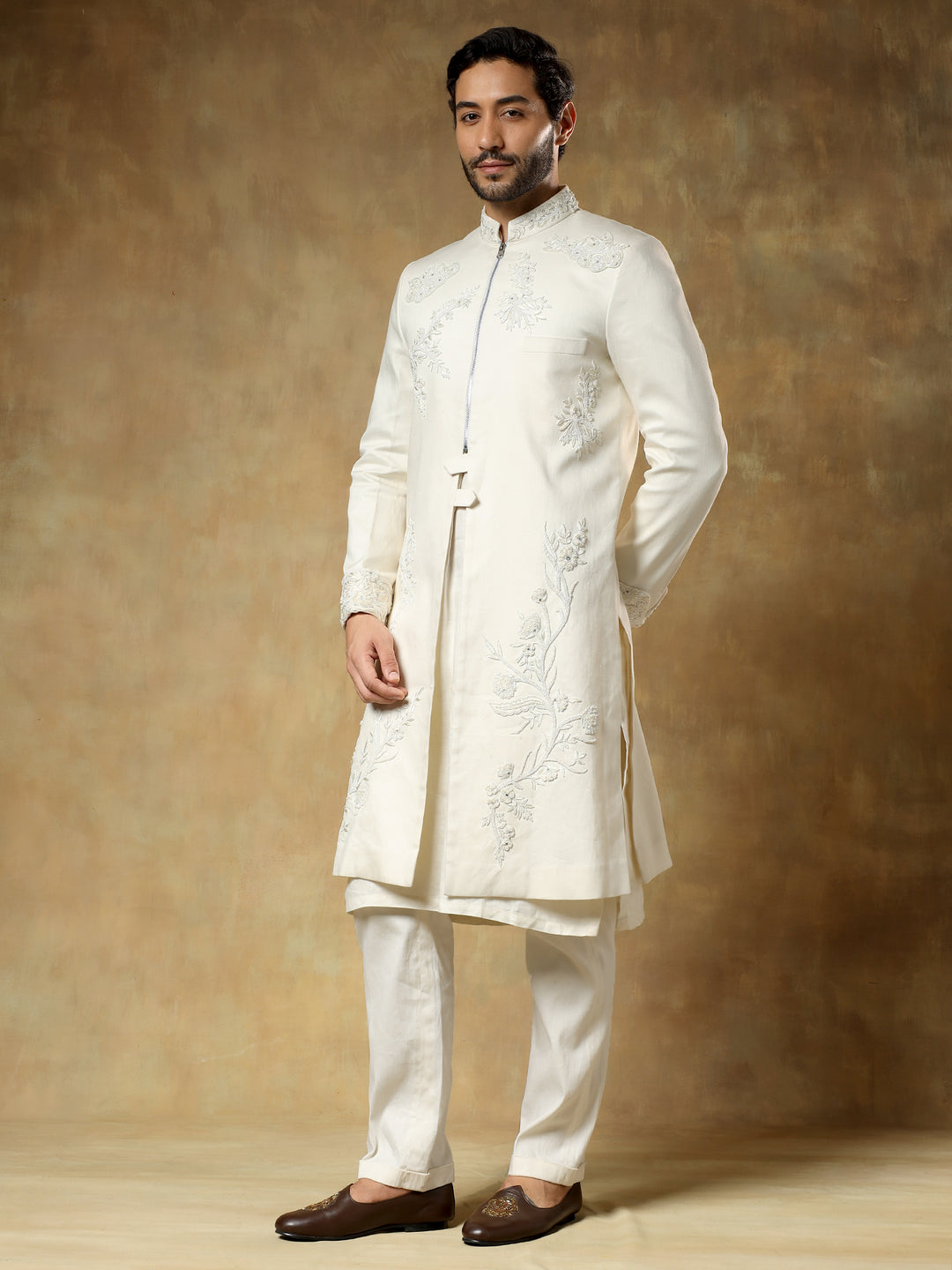 Cream Minimal Embroidered Indo-Western Set