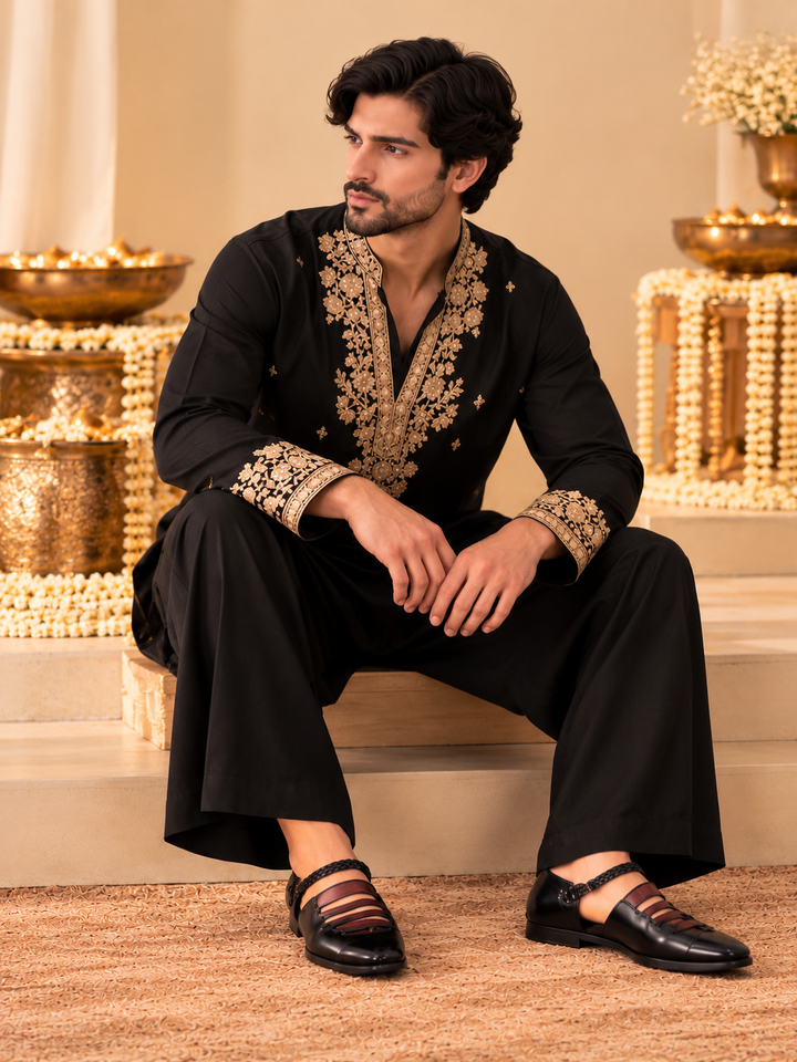 Black Embroidered Kurta Set with Wide-Leg Trousers for Men