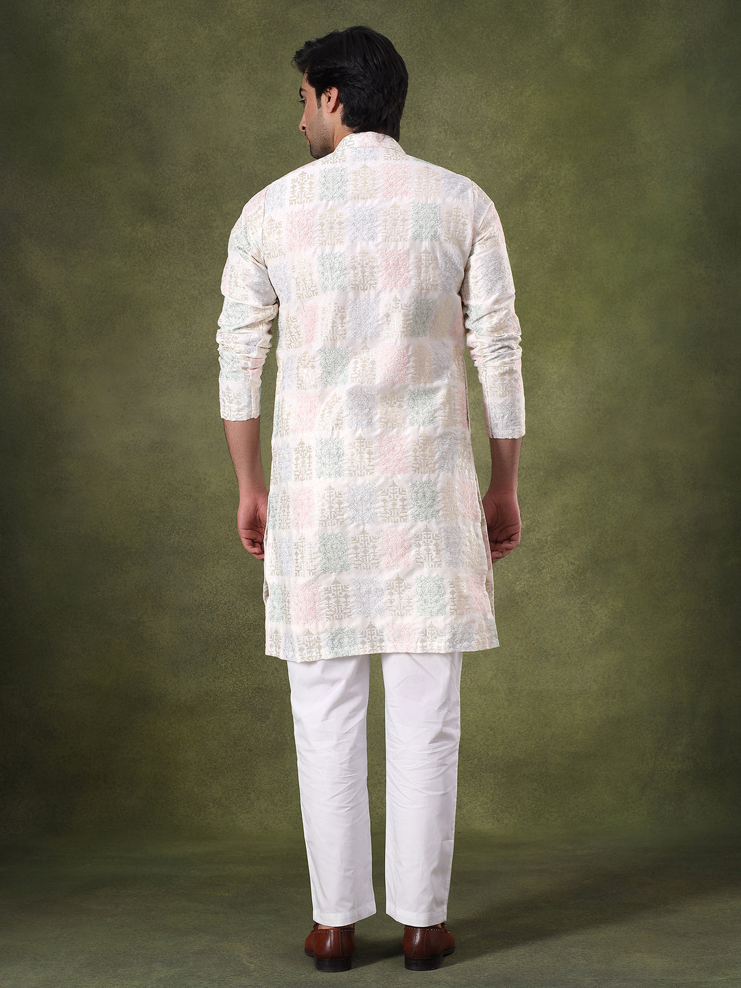 Off-White Traditional Embroidered Kurta Set