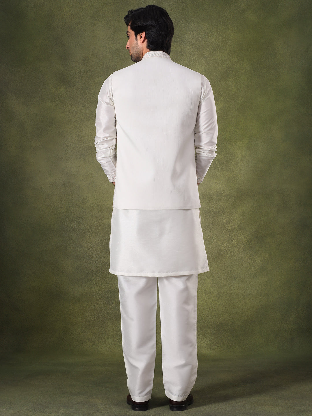 White Sleeveless Jacket Kurta Set